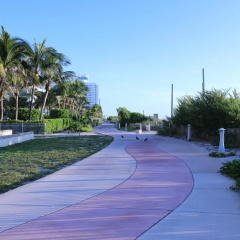Beach Front Studio thumbnail 14