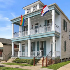 Site 61 Guesthouse
