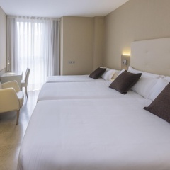 Serhs Del Port Hotel - Bild 4