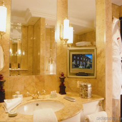 The Rubens at the Palace thumbnail 19