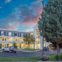Super 8 By Wyndham Madison East
