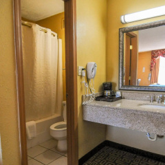 Heritage Inn Milledgeville GA thumbnail 14
