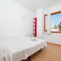 Apartment Llevant thumbnail 3