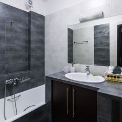 Отель Thresh Apartments Airport by Airstay Греция, Спата - отзывы, цены и фото номеров - забронировать отель Thresh Apartments Airport by Airstay онлайн ванная фото 3