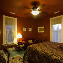Swantown Inn thumbnail 5
