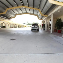 The Jolly Swagman Motor Inn
