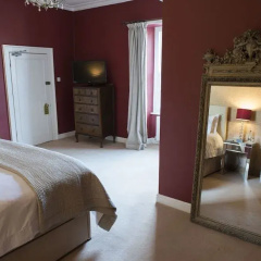 The Priory thumbnail 4