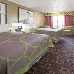 Super 8 By Wyndham Norman thumbnail 4