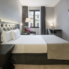 ILUNION Bel-Art Hotel - Bild 7