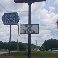 Executive Inn thumbnail 16