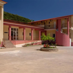 Menes Hotel thumbnail 1