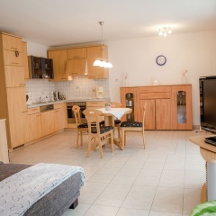 Bright Apartment With Balcony Outside the City Centre of Regensburg - Bild 14
