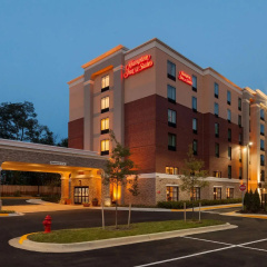 Hampton Inn & Suites Camp Springs/Andrews AFB thumbnail 1