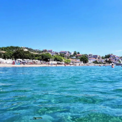 Antonia House thumbnail 18