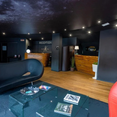 Black Hotel - Bild 19