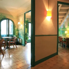 Hostal Medea thumbnail 7