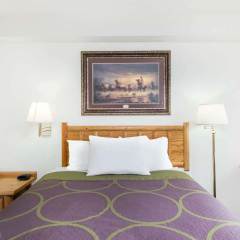 Super 8 by Wyndham Powell thumbnail 10