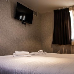 Black Swan Hostel Sevilla - Bild 6