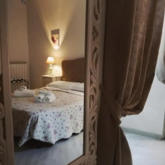 Urbana collection guest house thumbnail 1