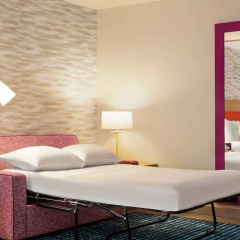 Home2 Suites By Hilton Milwaukee West