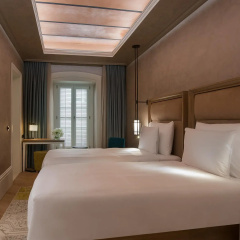 10 Karakoy Istanbul - Special Class thumbnail 3