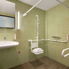 Super 8 by Wyndham Freiburg - Bild 10