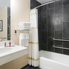 Pittsburgh Marriott City Center thumbnail 14