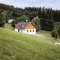 HRANICNA 2 photo 2