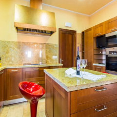 Luxurious 6-bedroom Villa Just 10 Minutes From the Beach - Bild 15