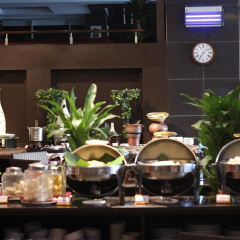 Grage Hotel Cirebon thumbnail 10