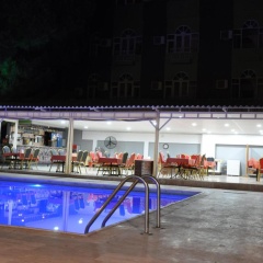Anita Kemer Noch Hotel - Bild 14