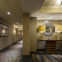 Hampton Inn & Suites Portsmouth Downtown thumbnail 14