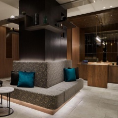 the b akasaka-mitsuke - Bild 2