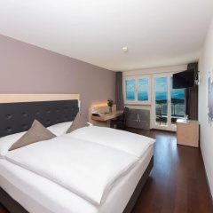 Hotel UTO KULM car-free - Bild 6