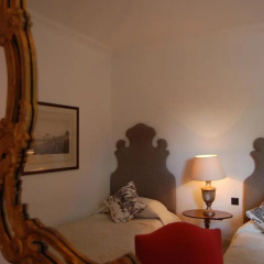 The Royal Hotel thumbnail 7