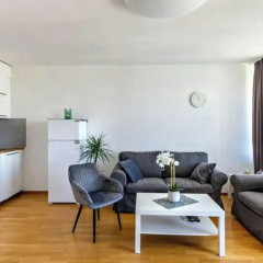 Cozy Neuss Apartment With Modern Amenities - Bild 13