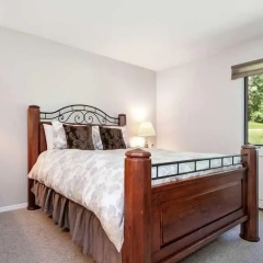 Woodbridge 7A - 2 Bedrooms Condo thumbnail 2