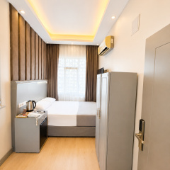 Crowned Plus Hotel - Bild 23