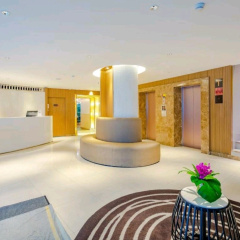 Citrus Sukhumvit 11 by Compass Hospitality Hotel thumbnail 1
