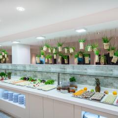 Iberostar Bellevue Черногория, Будва - отзывы, цены и фото номеров - забронировать отель Iberostar Bellevue онлайн фото 14
