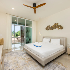 Aura 3BR Private Pool near Naiharn Beach Villa - Bild 7