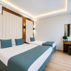 Weingart Black Tulip Hotel - Bild 18