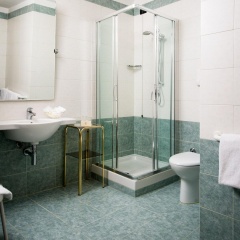 Carlton Capri Hotel - Bild 10