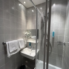Attaché an der Messe Hotel - Bild 13