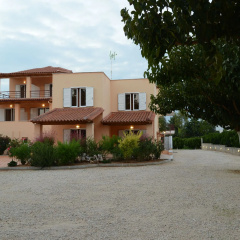 Marias Filoxenia Suites Apart-Hotel thumbnail 29
