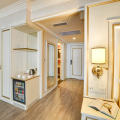 Halifaks Hotel thumbnail 26