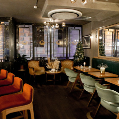Aleksandr Pera Hotel - Bild 1