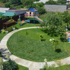 Гостиница Guest House Leo в Штормовом отзывы, цены и фото номеров - забронировать гостиницу Guest House Leo онлайн Штормовое балкон фото 2