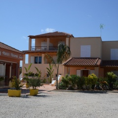 Marias Filoxenia Suites Apart-Hotel thumbnail 9