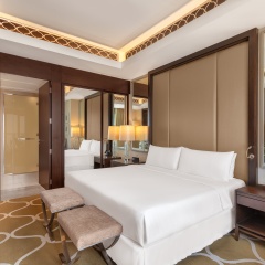 Hilton Dubai Al Habtoor City thumbnail 30